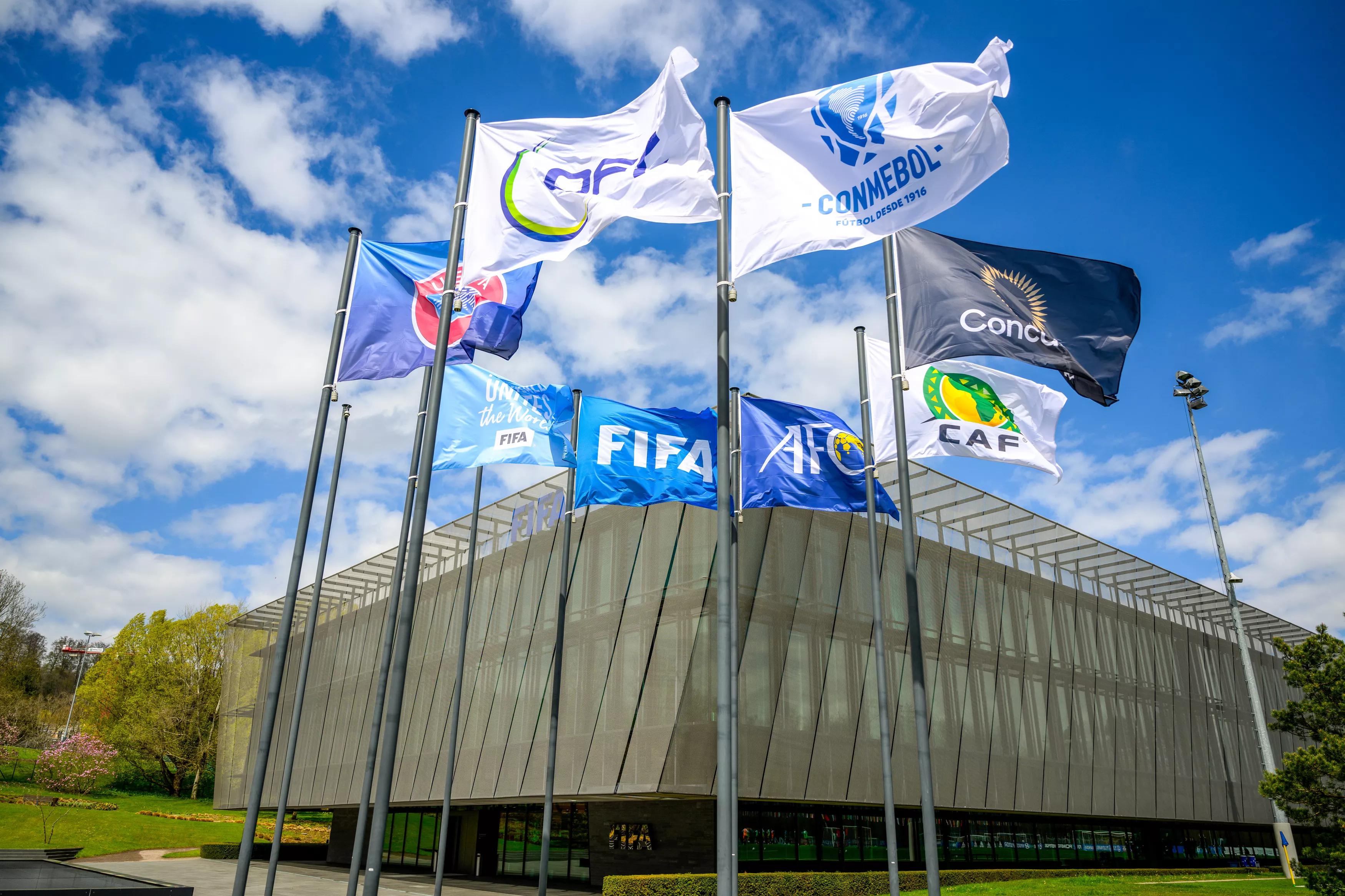 阿拉胡埃伦斯叫板 FIFA，世俱杯名额争议受关注