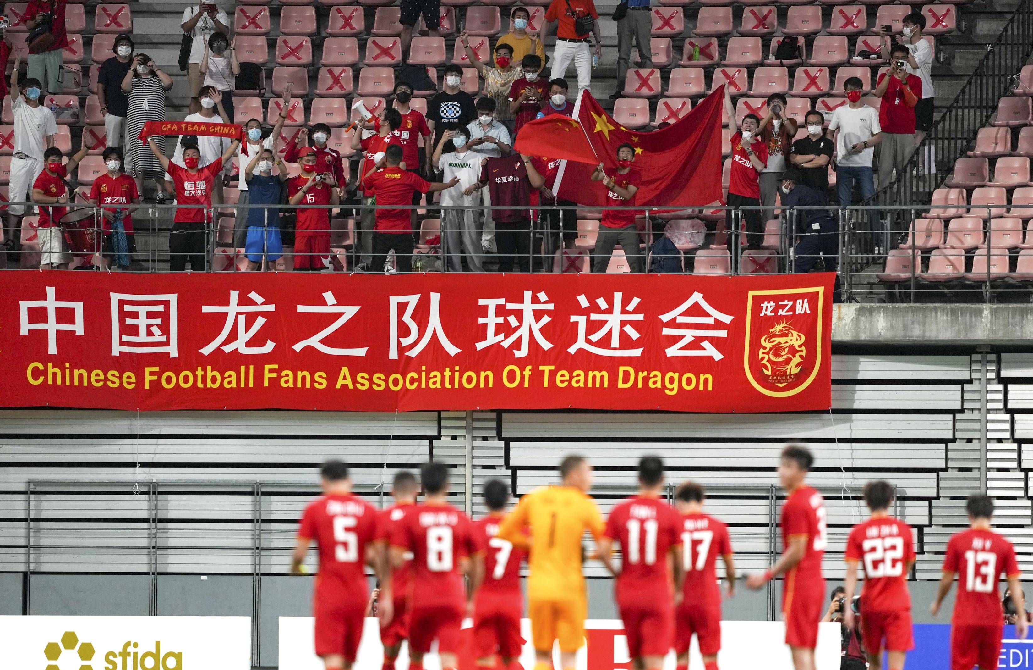 国足冬训名单调整，期待侯永永成关键先生